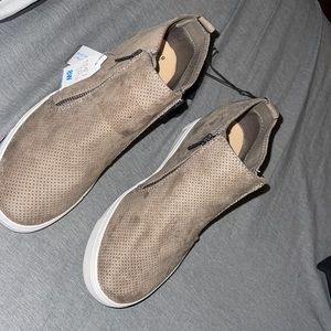 Memory foam shoes/boots for ladies